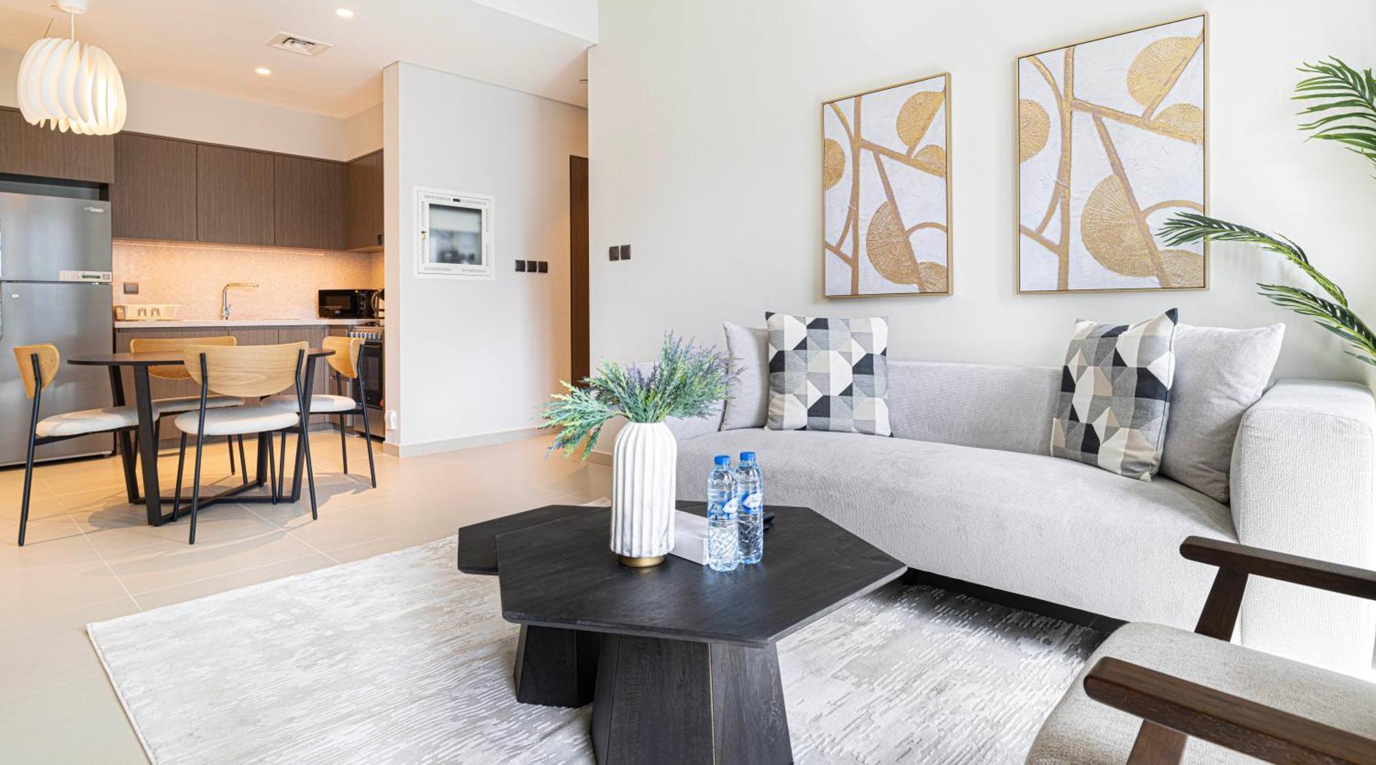 Апартаменти Homesgetaway -lavish 1br In Act One Downtown