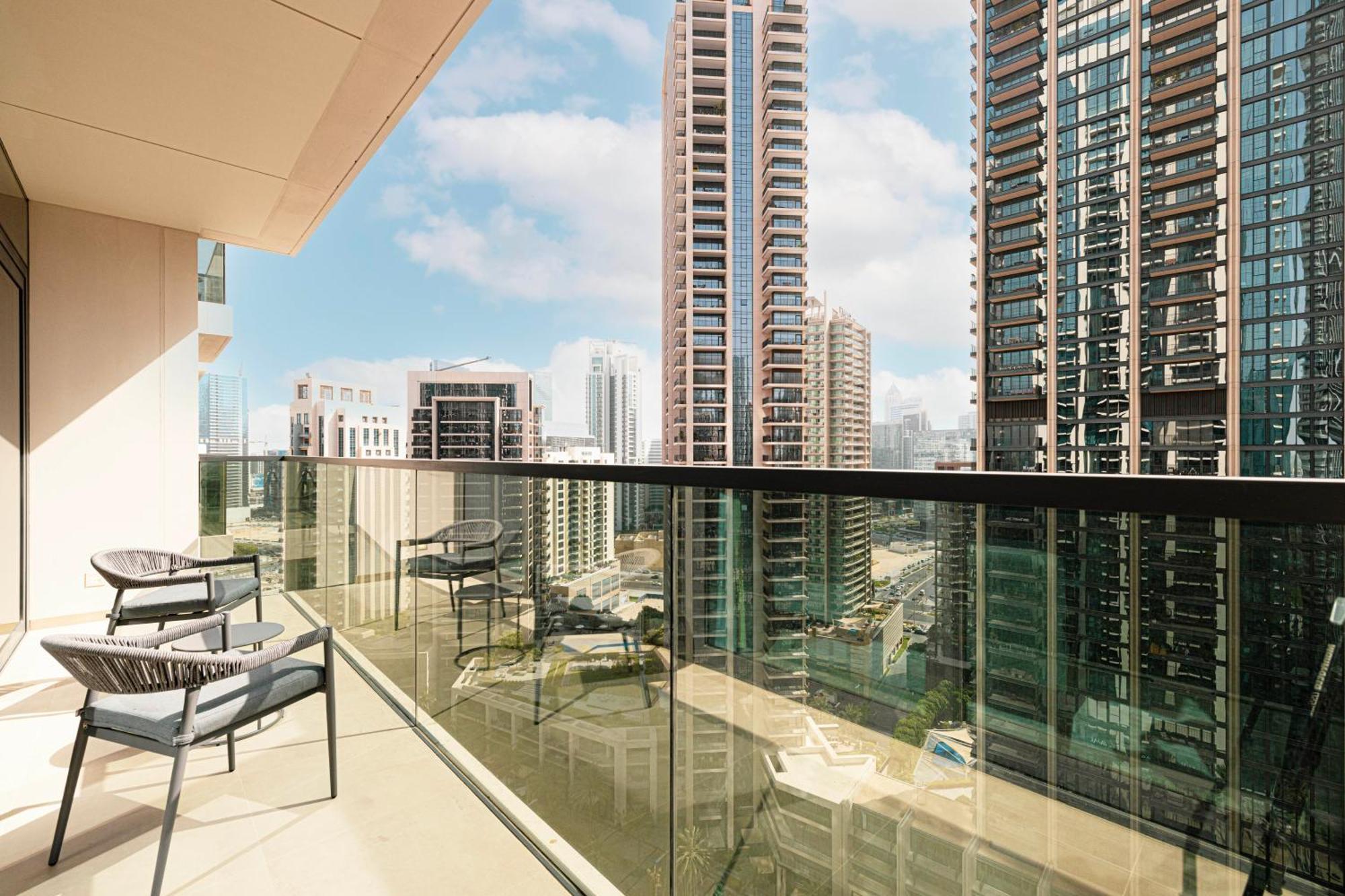 Homesgetaway -lavish 1br In Act One Downtown Апартаменти Дубай